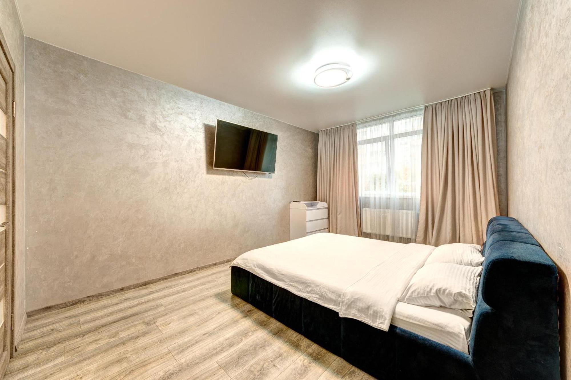 Apartment Voskresenska 18 , Парковые Озера Kyiv Exterior foto