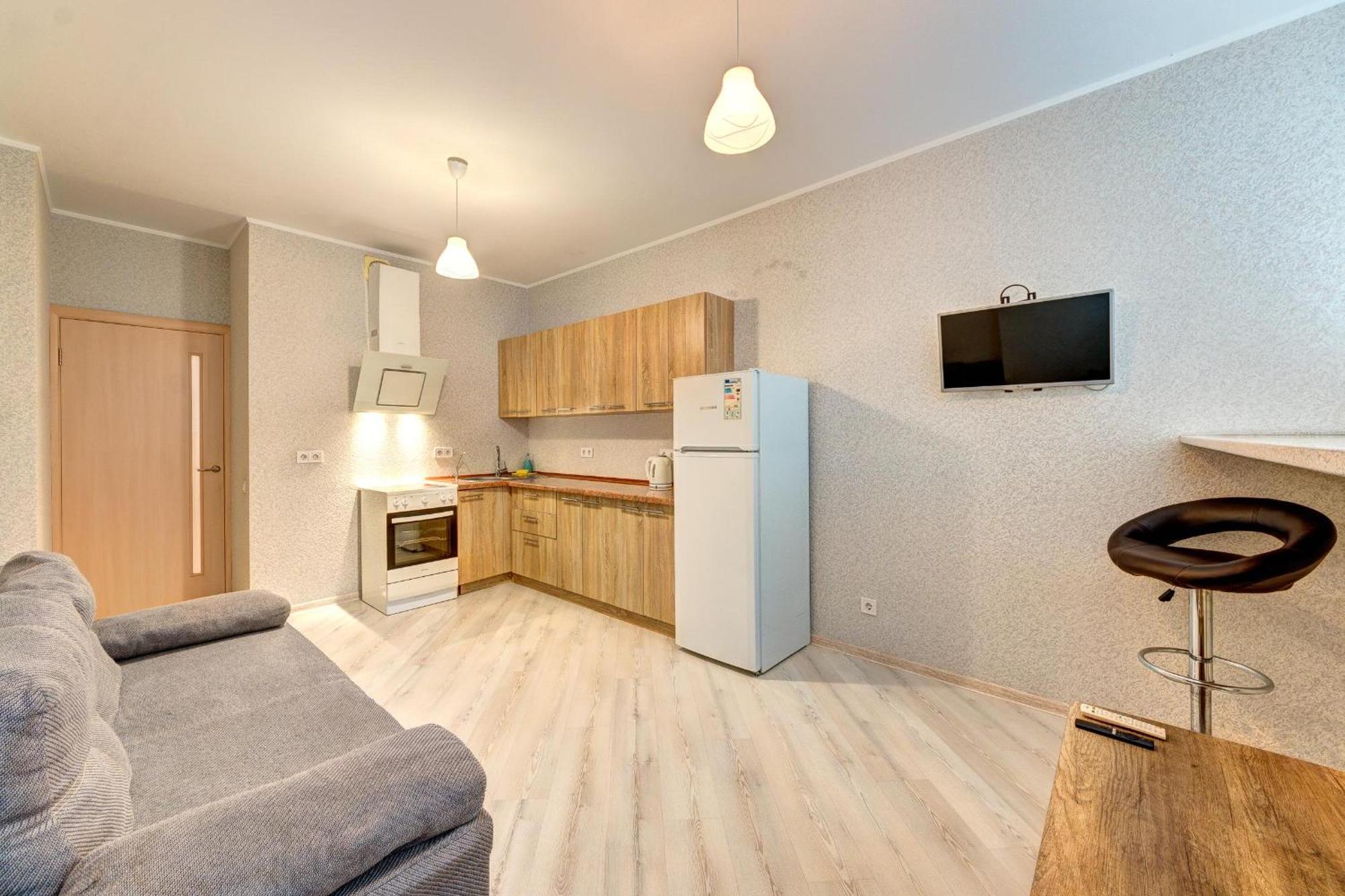 Apartment Voskresenska 18 , Парковые Озера Kyiv Quarto foto