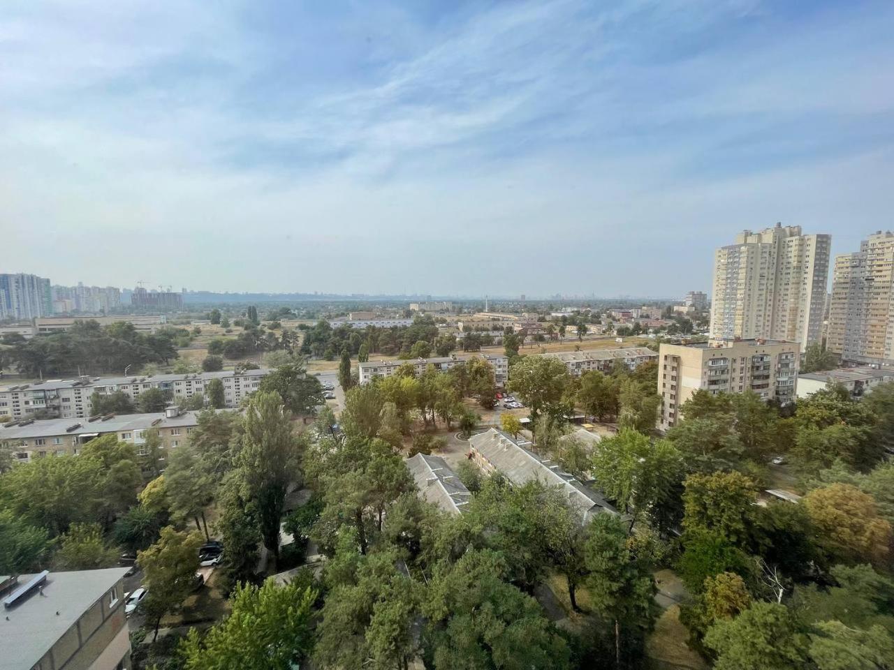 Apartment Voskresenska 18 , Парковые Озера Kyiv Exterior foto